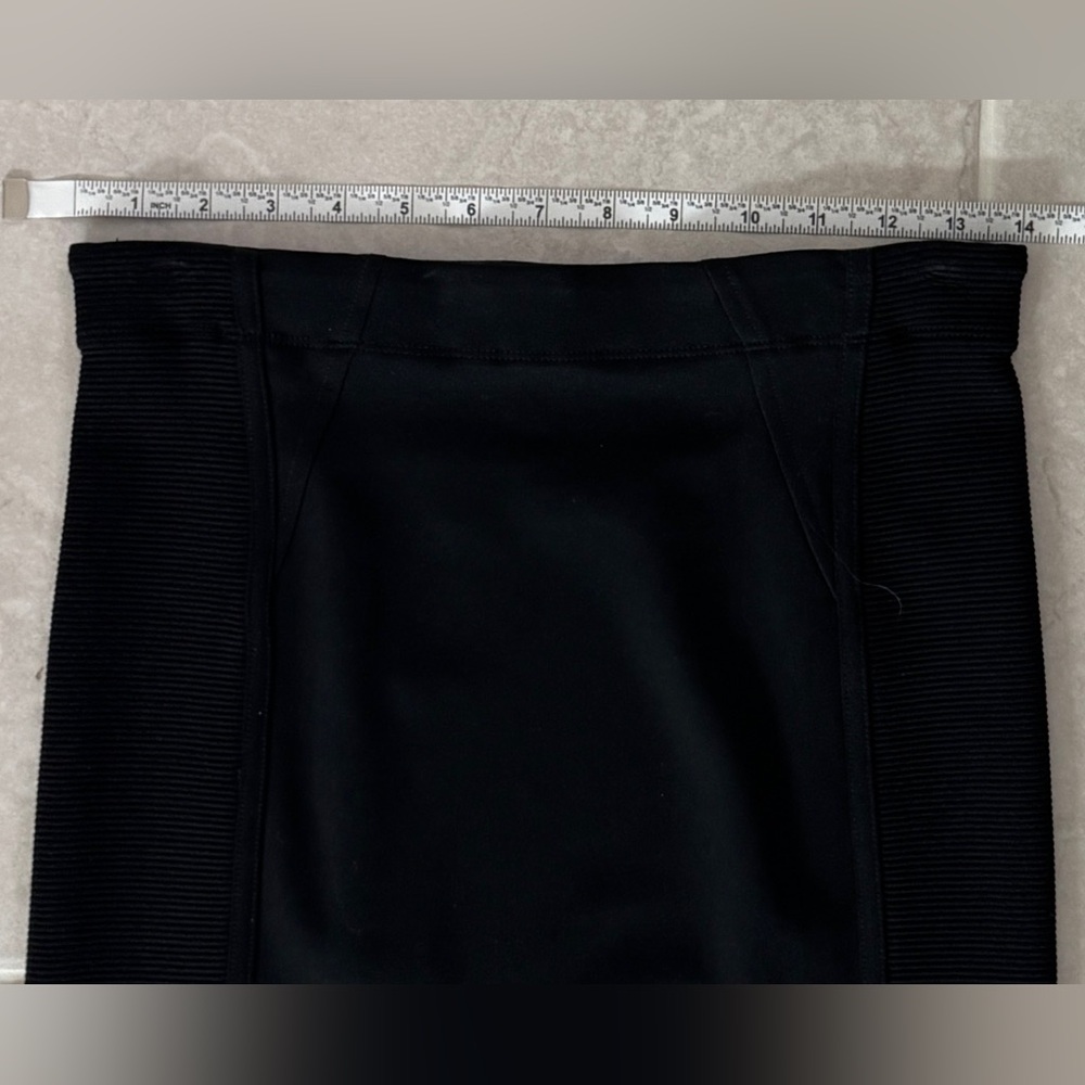 *NWT* - BCBG MaxAzria Black Pencil Skirt (Small) - Picture 8 of 9
